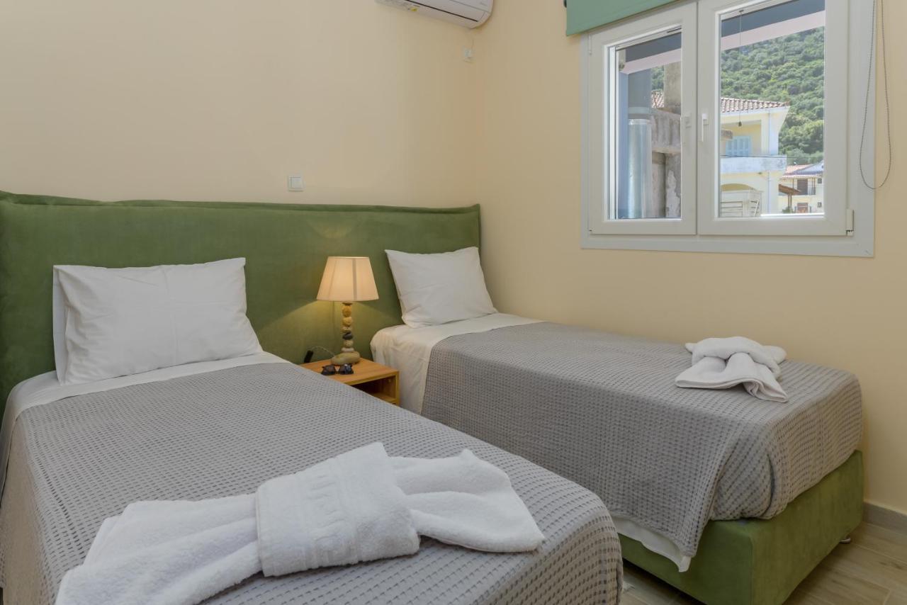 BigBlue luxury apartments Poros  Extérieur photo